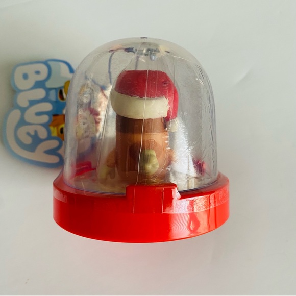 Moose Toys | Santa Hat Bingo Toy Ornament NWT Bluey - Picture 4 of 4